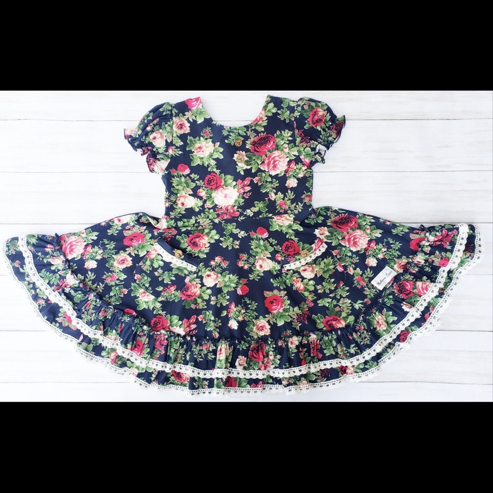 Cotton knit. 95% cotton 5% spandex.